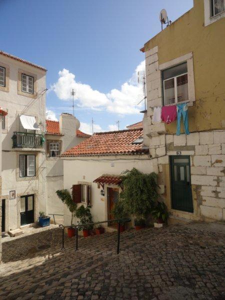 Alfama - Santa Luzia - Fado Museum *